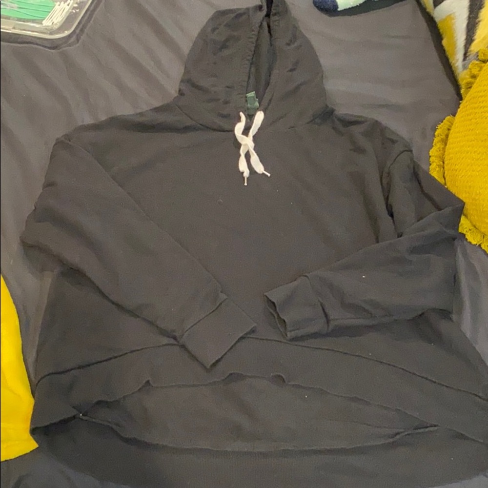 Black high low hoody